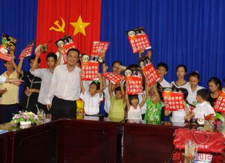 KVS đón trung thu cùng các em nhỏ tại Trung tâm bảo trợ xã hội và Trường nuôi dạy trẻ khuyết tật tỉnh Cà Mau