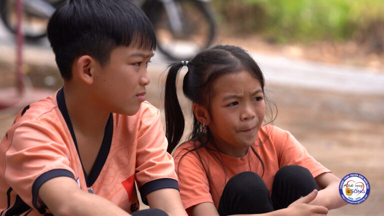 Tương Lai Mịt Mờ: Hai Đứa Trẻ nguy cơ mồ côi khi Mẹ Mắc Bệnh Hiểm Nghèo giai đoạn cuối