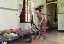Cha Mẹ Già Bệnh Tật và người con Trai Liệt Giường Hoàn cảnh gia đình bà Trần Thị Hoa KP2, phường Đô Vinh, tỉnh Khánh Hoà
