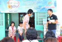 Khi người đàn ông gãy gánh mà còn gãy cánh